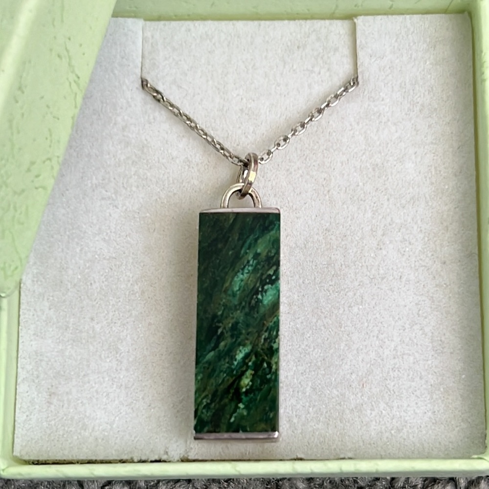 Sterling Silver Necklace With Green Stone Pendant